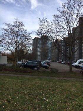 Seitliche Ansicht Wohnanlage - 3 Zimmer Etagenwohnung zur Miete in Darmstadt