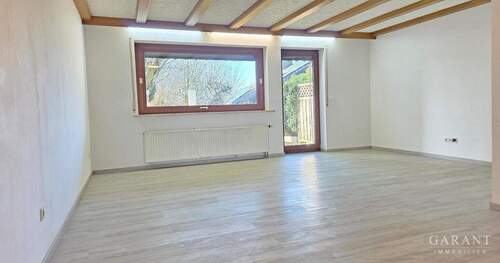 Wohnzimmer - 4 Zimmer Reihenmittelhaus zum Kaufen in Uhingen