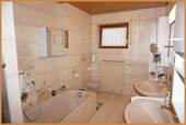 Badezimmer Erdgeschoss - 