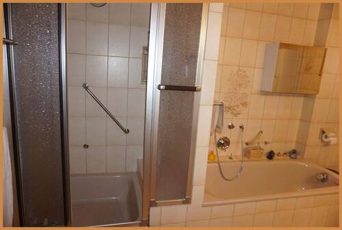Badezimmer Erdgeschoss - 
