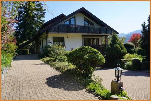 Einfahrt - Einfamilienhaus mit 222,00 m&sup2; in Zell am Harmersbach zum Kaufen