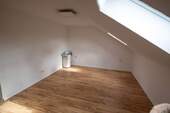 Schlafzimmer 2 - DG - 