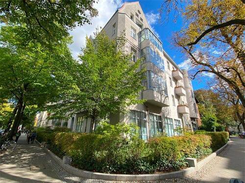 Hausansicht - Wohnen und Arbeiten im Lieblingsviertel Rüdesheimer Platz - VERMIETET