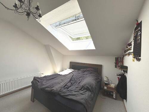 Schlafzimmer DG.JPG - 