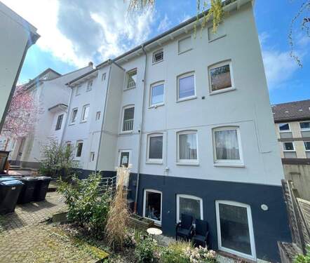 Rückwertige Fassade Vorderhaus.jpg - Mehrfamilienhaus, Wohnhaus zum Kaufen in Hamburg