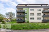 Außenansicht - 4-Zimmer-Wohnung mit großem Balkon - ideal zur individuellen Gestaltung
