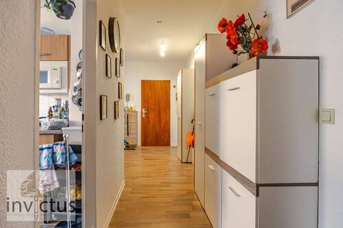 Flur - 4 Zimmer Etagenwohnung zum Kaufen in Bad Wimpfen
