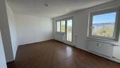 Wohnzimmer - 3 Zimmer Etagenwohnung zum Kaufen in Erfurt