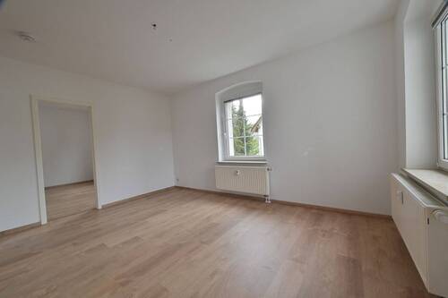 Wohnzimmer - 4 Zimmer Etagenwohnung zur Miete in Flöha