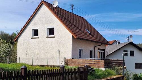 Seitenansicht - Einfamilienhaus mit 110,00 m² in Elztal / Rittersbach zum Kaufen