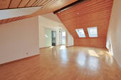 Wohn-/Schlafbereich - Hübsches Appartement mit Balkon in ruhiger Lage von Wiblingen