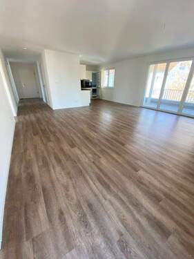 Wohnen - 4 Zimmer Etagenwohnung zur Miete in Weil am Rhein