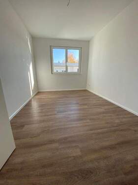 Zimmer - Etagenwohnung mit 112,40 m² in Weil am Rhein zur Miete