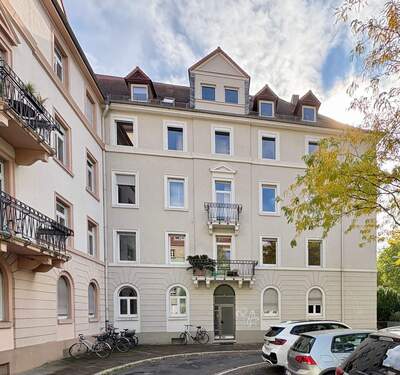 Außenansicht - Attraktive 4-Zimmer-Eigentumswohnung mit Balkon nahe dem Stadtgarten