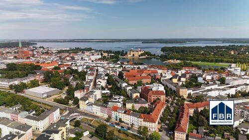 Vogelperspektive Objektlage - Mehrfamilienhaus, Wohnhaus mit 397,50 m² in Schwerin zum Kaufen
