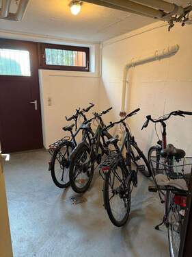 FH564_Fahrradkeller - 