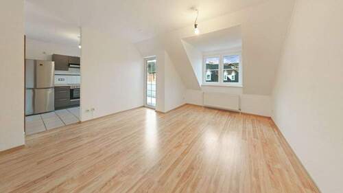 Wohnzimmer - 3 Zimmer Etagenwohnung in Winsen (Luhe)