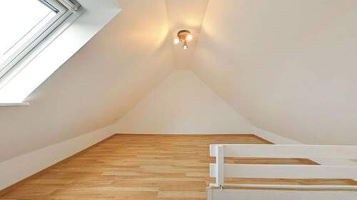 Dachgeschoss-Zimmer - 