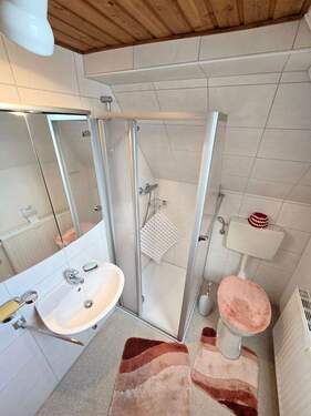 kleines Bad im Obergeschoss - 