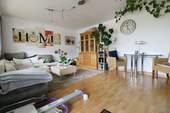 Wohn- und Esszimmer ELW Bild 2 - 