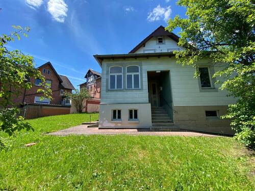 Außenansicht - 5 Zimmer Mehrfamilienhaus, Wohnhaus zum Kaufen in Coburg