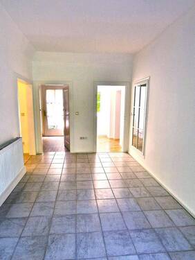 Wohnungseingang - Etagenwohnung mit 104,00 m&sup2; in Haunetal / Wehrda zur Miete