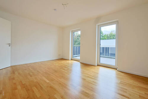 Schlafzimmer mit Balkon - 