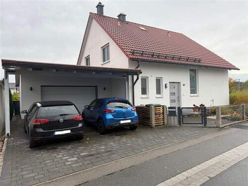 Hausansicht - 5 Zimmer Einfamilienhaus in Burgthann