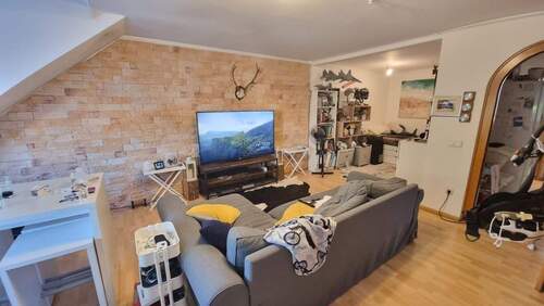 Wohnzimmer - 2 Zimmer Etagenwohnung zum Kaufen in Manching