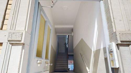 Eingang - ruhiges Mehrfamilienhaus in Pforzheim