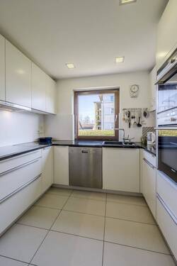 Küche - Doppelhaushälfte mit 155,00 m&sup2; in Stuttgart / Rohr zum Kaufen