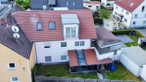 Gartenseite - 8 Zimmer Mehrfamilienhaus, Wohnhaus zum Kaufen in Weißenhorn