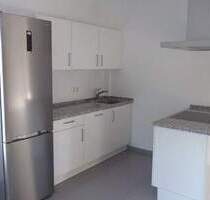 Neuwertige 3 ZKB Luxuswohnung mit blick ins Grüne - Frankfurt am Main Hausen