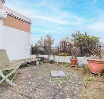 Attraktive Penthouse-Eigentumswohnung mit großer Dachterrasse und herrlichem Blick über Essen