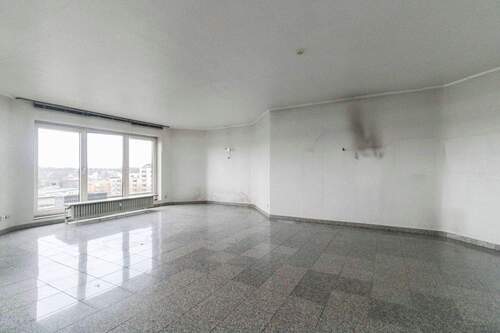 Wohnzimmer - 4 Zimmer Einfamilienhaus zum Kaufen in Essen