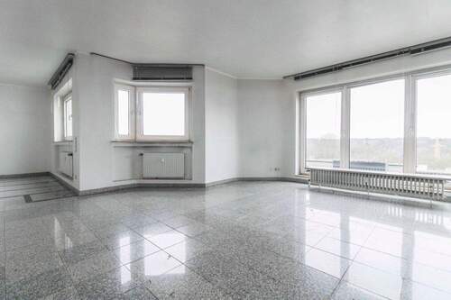 Wohnzimmer - 4 Zimmer Einfamilienhaus in Essen