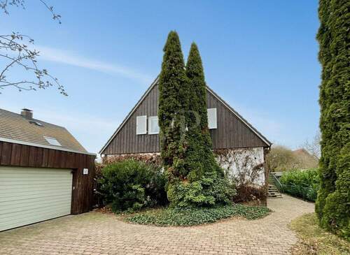 Hausansicht - 4 Zimmer Einfamilienhaus zum Kaufen in Hemmingen/Hiddestorf