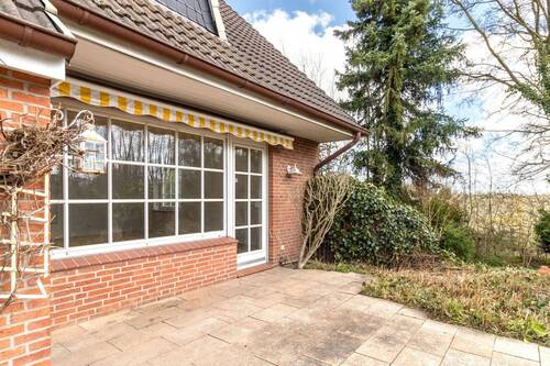 Terrasse mit Markise - 