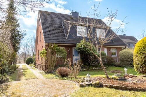 Aussenansicht Eingang - 4 Zimmer Doppelhaushälfte zum Kaufen in Kummerfeld