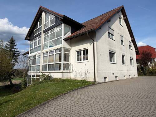 Hausansicht - 3 Zimmer Etagenwohnung zum Kaufen in Untersiemau / Haarth