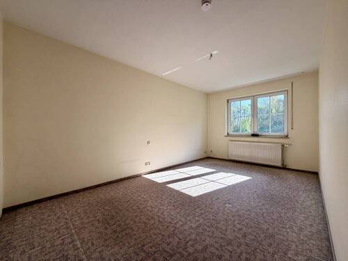 Schlafzimmer - Etagenwohnung mit 79,30 m&sup2; in Untersiemau / Haarth zum Kaufen