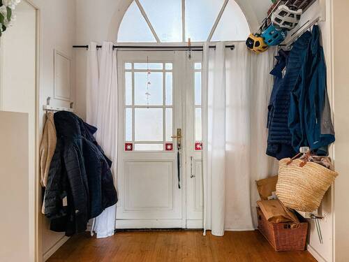 Flur - 5 Zimmer Etagenwohnung in Hannover