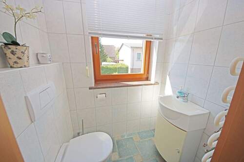 Gäste-WC im EG - 