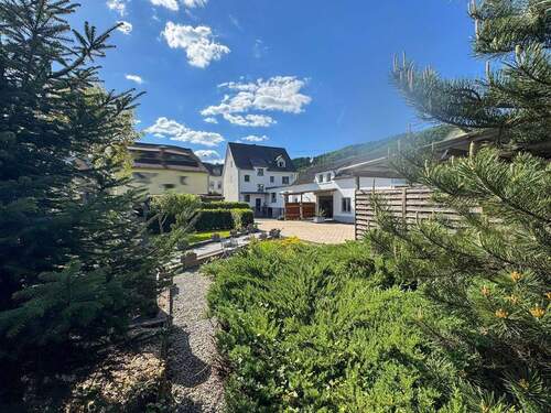 Garten- und Hofansicht - 