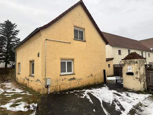 Hausansicht - 3 Zimmer Einfamilienhaus zum Kaufen in Cavertitz