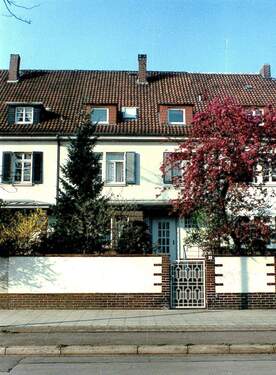 Ansicht Straße - Lieben Sie hohe Räume? - 950.000,00&nbsp;EUR Kaufpreis, ca.&nbsp; 230,00&nbsp;m&sup2;&nbsp;Wohnfl&auml;che