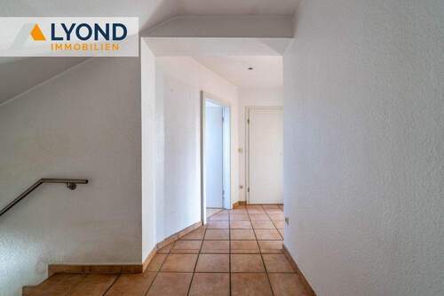 LYD 4954 - Neubau Flur OG - 