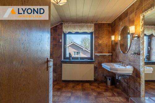 LYD 4954 - Altbau Badezimmer 2 - 
