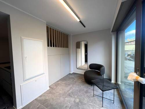 Eingangsbereich Musterwohnung - Ihr neues Familienzuhause - großzügig, hell und bald bezugsfertig!