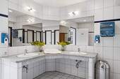 Neue WC-Anlagen - 